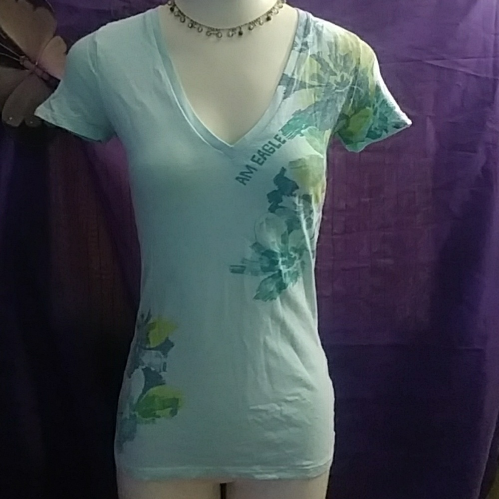 AE T-Shirt. 2/10$